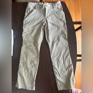 Duluth Trading Co Tan Cargo Pants Relaxed Fit